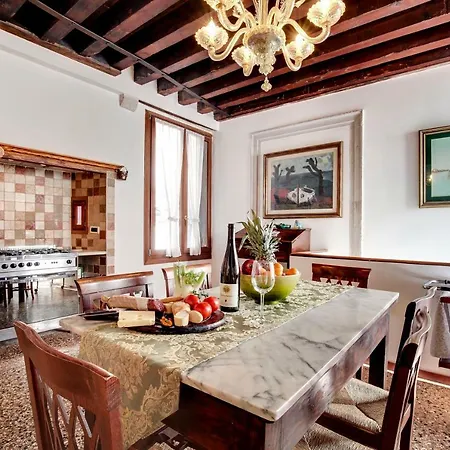 Apartamento Palazzo Pisani