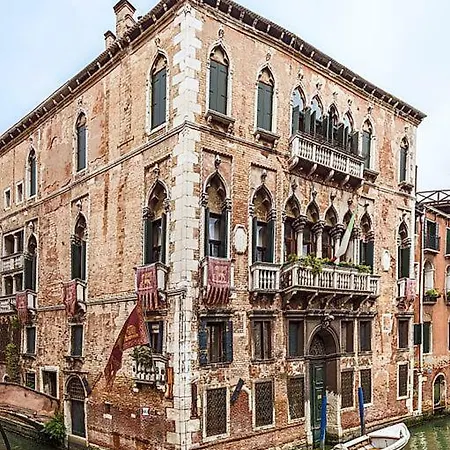 Palazzo Pisani Venecia